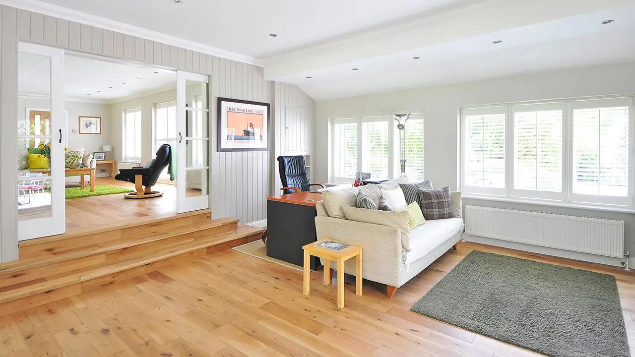 bright-airy-living-room-wooden-floors